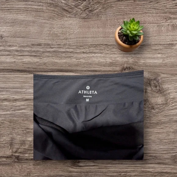 Charcoal Gray Athleta Skort With Built In Briefs - Picture 3 of 4